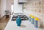 Location vacances Sant'Agata di Militello - 2 Bedroom Beautiful Home In Torrenova-3