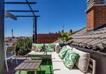 Location vacances  Léon - Baruhaus Terraza Duplex Valencia de don Juan-2