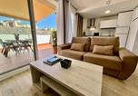 Location vacances Vélez-Málaga - Apartamentos Rincón del Mar-1