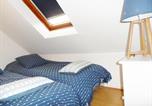 Location vacances Cabourg - Maison Cozy au Coeur de Cabourg avec Terrasse, Proche Plage, pour 4 Pers., Animaux Acceptés - Fr-1-487-328-3