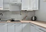 Location vacances Toruń - Cosy Apartment in Toruń with Desk Close to the Market by Noclegi Renters-3