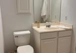 Location vacances Huntsville - Luxe King 5br Family Home with Game Room and Private Backyard-2