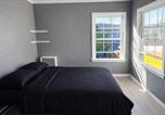 Hôtel Huntington Park High School - Hoover Homes for the Soul-2