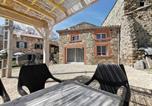 Location vacances Villeneuve-d'Allier - Charmant Gîte Rénové avec Sauna en Haute-Loire, Parfait pour Randonnées et Repos - Fr-1-582-344-1