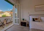 Location vacances  Province de Macerata - Eleganza & Comfort a 2 Minuti dal Mare by Host Hero-4