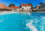 Location vacances Podbablje - Holiday house Buljanovi Dvori with private pool-4