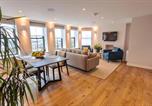 Location vacances Margate - Sohot Stays Harbourside Suite Luxe Coastal Escape-1