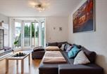 Location vacances Eschbach - Haus Castellbergblick mit Balkon-2