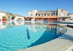 Location vacances Latour-Bas-Elne - Pavillon T3 avec Piscine, Spa et Salle de Sport près de la Plage - 6 Couchages - Fr-1-732-38-2
