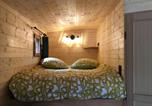 Location vacances Ardentes - Évasion romantique en roulotte autonome avec confort moderne en pleine nature - Fr-1-591-552-4