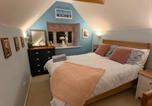 Location vacances Winchester - Historic 3-Bed Cottage with Garden in Hursley-3