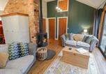 Location vacances  Gare Foregate de Worcester - Otter's Rest-4