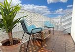 Location vacances  Hauts-de-Seine - Le Penthouse Pesaro C-4