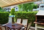 Location vacances  Province de Tarragone - Casa adosada 50m de la playa Calafell . Wifi gratis-4