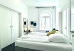 Location vacances Hambourg - Central Apartment for up to 10 Guests-2