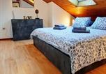 Location vacances Trois châteaux, muraille et remparts du bourg de Bellinzone - Holiday Home Il Vulcano-1