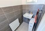 Location vacances  Gare de Slough - Stylish 2bdr House w Parking Near Heathrow-4