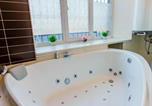 Location vacances Kiev - Big Jacuzzi , Sauna , Khreshchatyk apartments-3