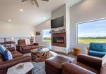 Location vacances Victor - Upper-Level Living Stars Hottub Mtn Views Pets-4