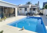 Location vacances Rojales - Villa Quesada con piscina privada-4