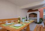 Location vacances  Croatie - Apartman Erstic 1 - Baska Voda by Villas Guide-3