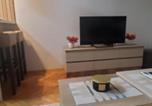 Location vacances Nis - Studio Inn &quote;next to Delta & Free Parking &quote;-3