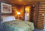 Location vacances Saratoga Springs - Seven Dwarfs Cabin - On The Brook Cabins-3