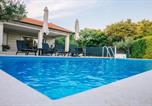 Location vacances Pojezerje - Villa Antonija-1