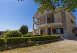 Location vacances Primorsko-Goranska - Apartment in Crikvenica 39081-2