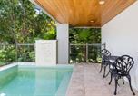 Location vacances Port Douglas - Villa Mercedes - Poolside Tranquility on Murphy St-2