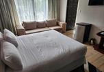 Location vacances Soccer city - Winchester Lodge-4