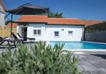 Location vacances Galovac - Casa Mia with Pool-4