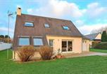 Location vacances Morsalines - Cozy Home In Quettehou With Wifi-2