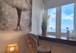 Location vacances Larnaca - Lazuli Sea View Beachfront Studio Nr 305-1