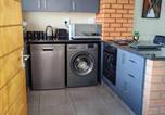 Location vacances Midrand - Modern 2 bedroom at Waterfall Ridge-Midrand-3
