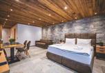 Location vacances Maishofen - Alpine Essence Luxury Apartment in Zell am See Center-2