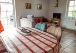 Location vacances Karnin - Ferienhaus Boddenurlaub-1