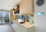 Location vacances Magenta - Waterfront, Pool, Balcony, Prime Location-2