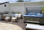Location vacances Crozon - La Maison Adonis avec spa-1