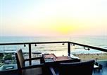 Location vacances  Sri Lanka - High Tides at Ocean Breeze-1