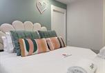 Location vacances  Le Bairro Alto - Chiado Local Artist Duplex w Parking & Ev-2