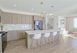 Location vacances Airdrie - Bright 5br Family Retreat 15 min to Yyc-2