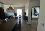 Location vacances Hollywood - Ocean View Balcony Condo with Rooftop Pool-1