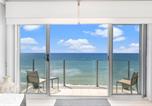 Location vacances Magenta - Regency Court - Unit 15 - Beachfront Unit-1