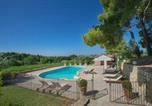 Location vacances Aubignan - House In The Vineyards Near Beaumes-De-Venise-1
