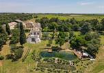 Location vacances Vauvert - Castle In A Private Camargue Estate-1