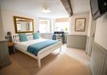 Location vacances  Gare d'Oxford - Tower House Guest House-3