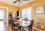 Location vacances Milpitas - Palo Alto Retreat Room A Kitchenette & Bathroom-4