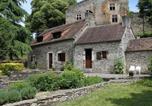 Location vacances Sillé-le-Guillaume - Maison Rivière avec Terrasse, Wifi et Jardin Fleuri - Idéal Pêcheurs - Fr-1-410-168-2