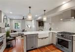 Location vacances Savannah - Elegant Fresh Historic Home-3